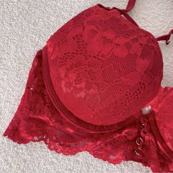 La Senza Beyond Sexy Red Lace Strappy Push Up Bra 32C - Picture 12 of 14